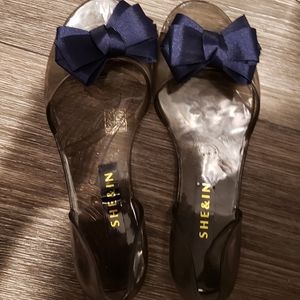 Size 7 1/2 jellys
